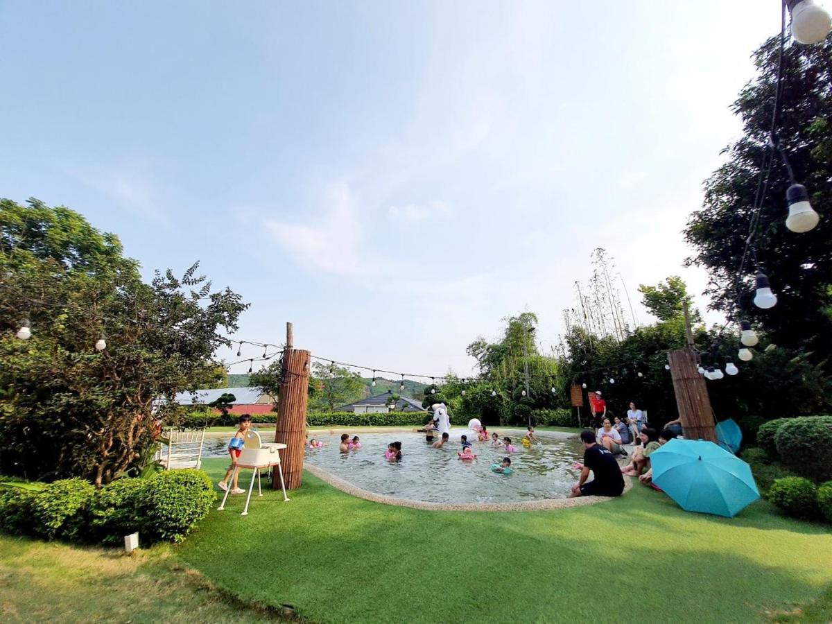 Onsen Villas - Venuestay Hoa Binh Екстер'єр фото